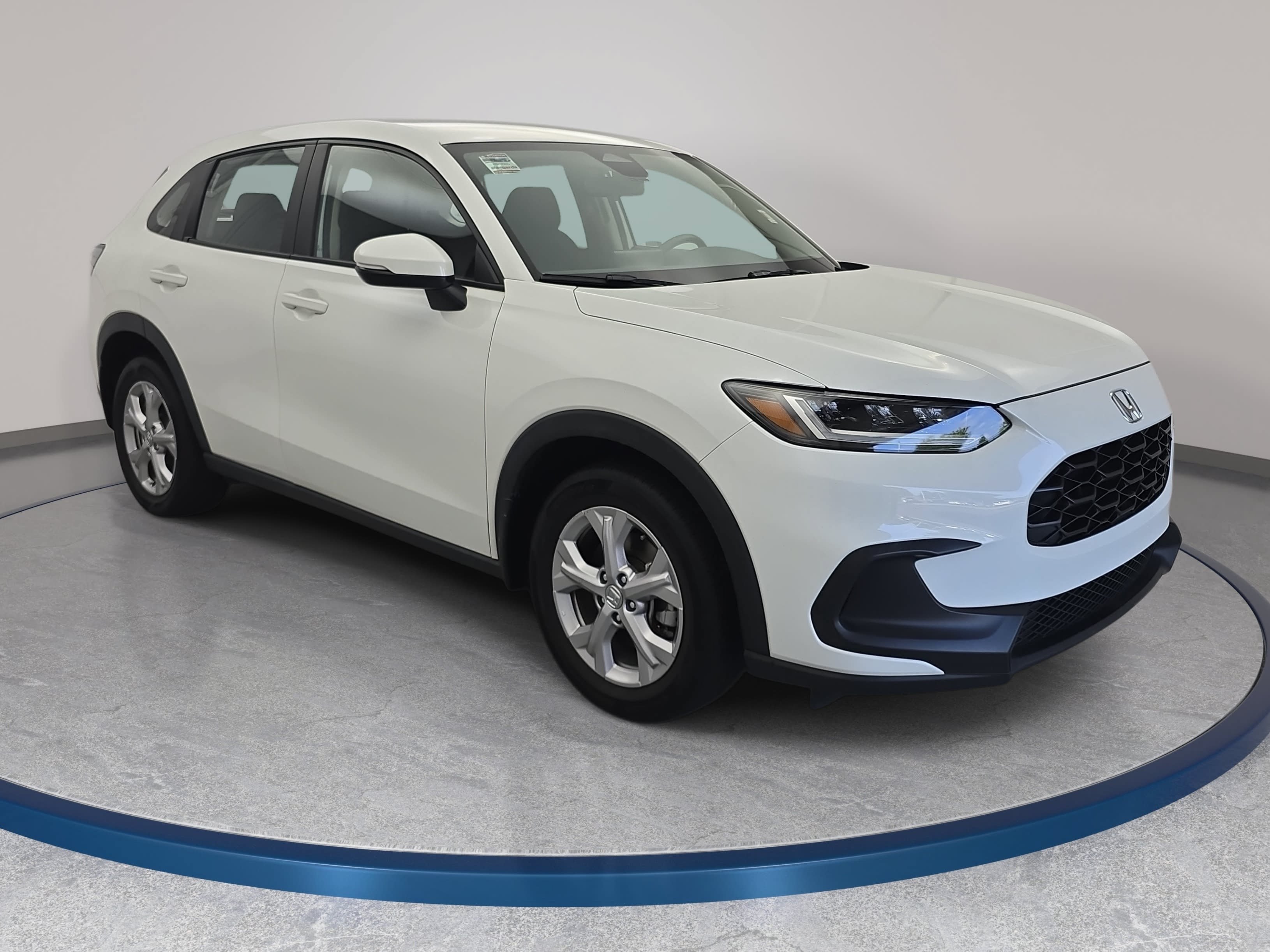 Used 2024 Honda HR-V LX image 3