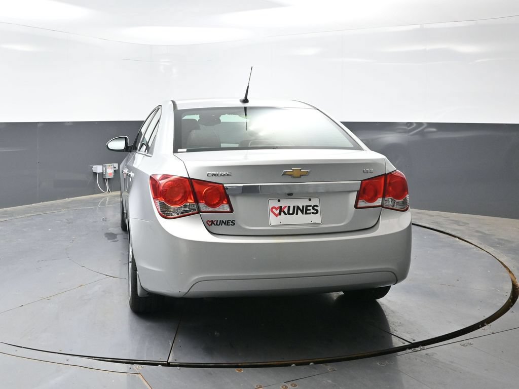 Used 2013 Chevrolet Cruze LTZ FWD image 11