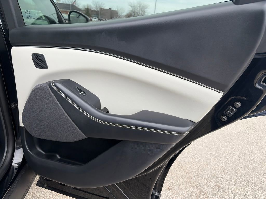 Used 2025 Ford Mustang Mach-E Premium image 34