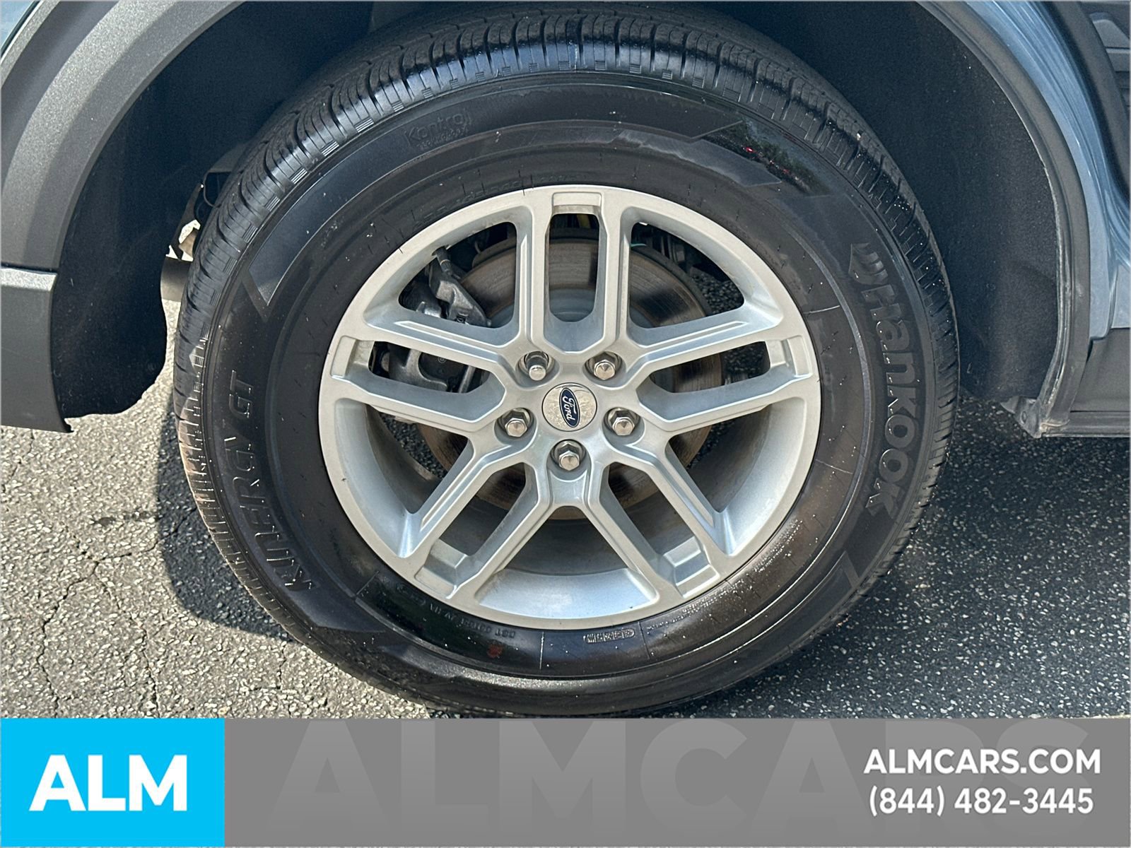 Used 2025 Ford Explorer Active AWD/4WD image 20