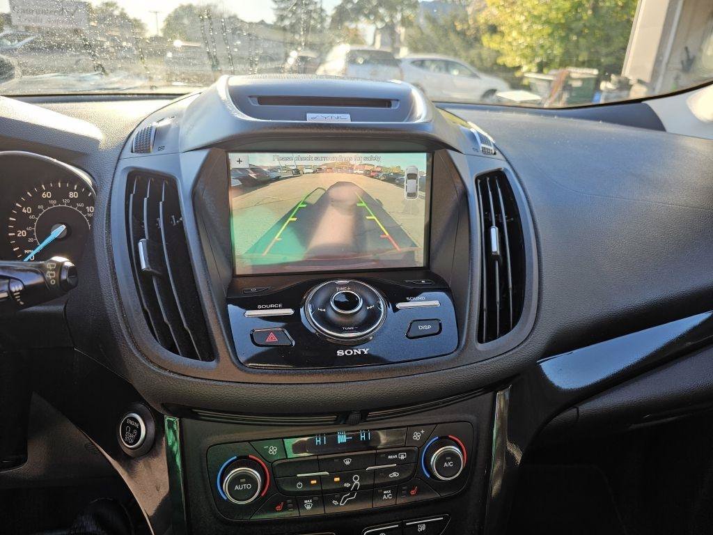 Used 2017 Ford Escape Titanium AWD/4WD image 26