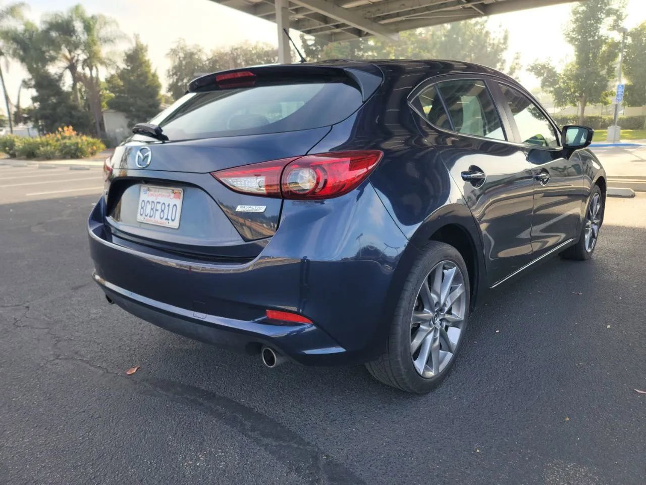 Used 2018 MAZDA MAZDA3 Touring image 6