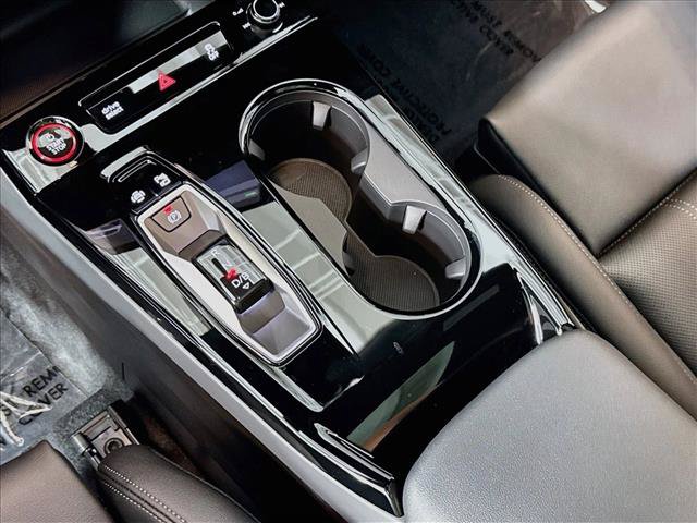 New 2027 Audi SQ6 e-tron Premium Plus AWD/4WD image 14