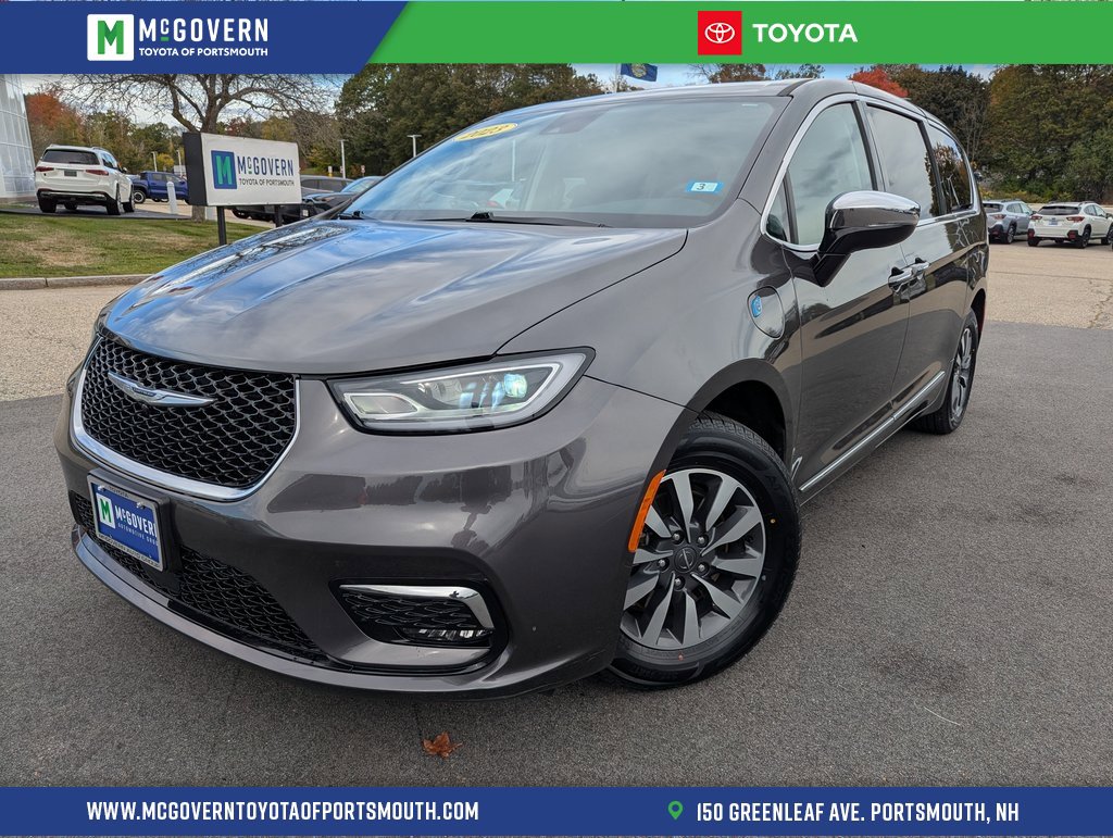 Used 2023 Chrysler Pacifica Limited
