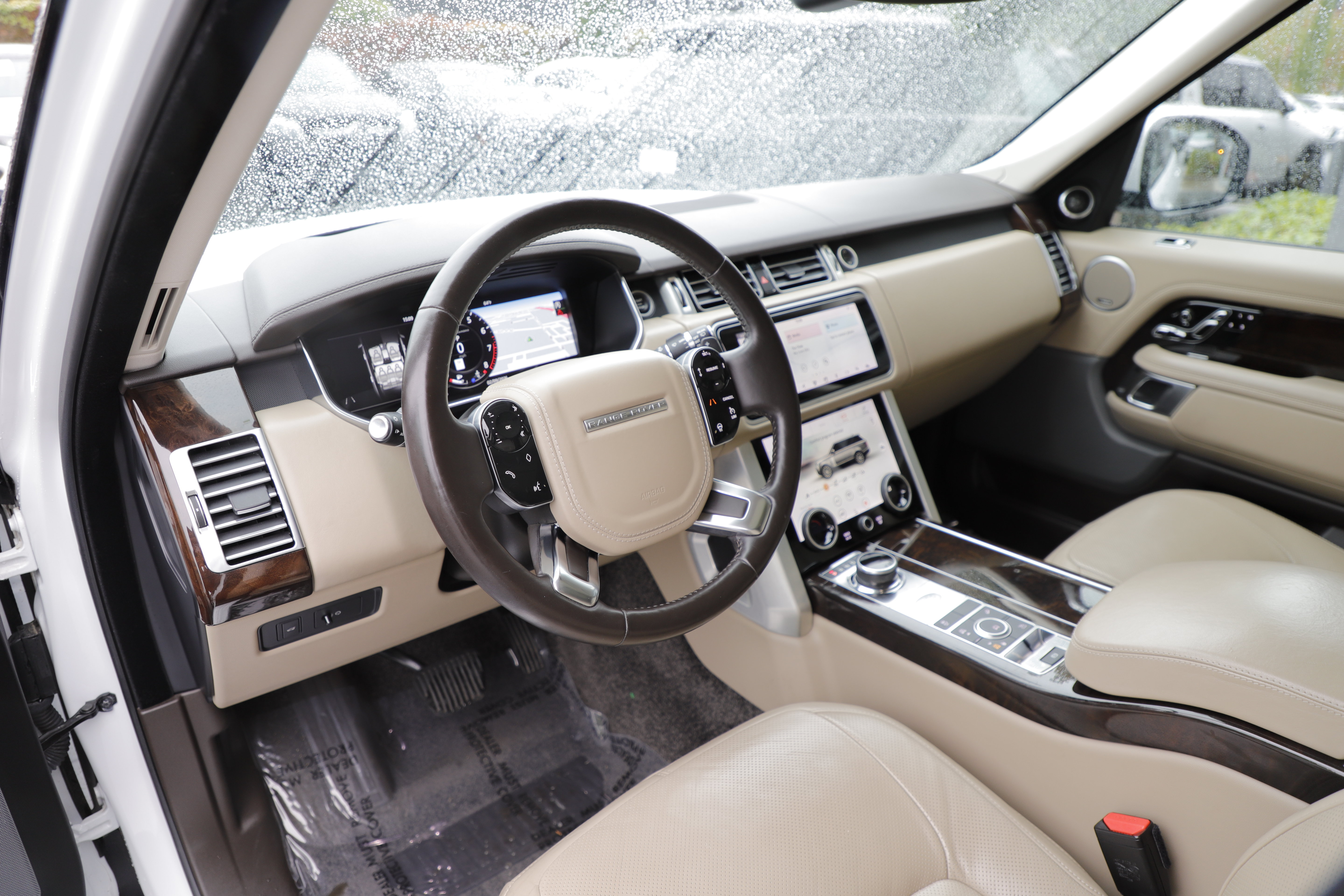 Used 2018 Land Rover Range Rover Supercharged AWD/4WD image 18