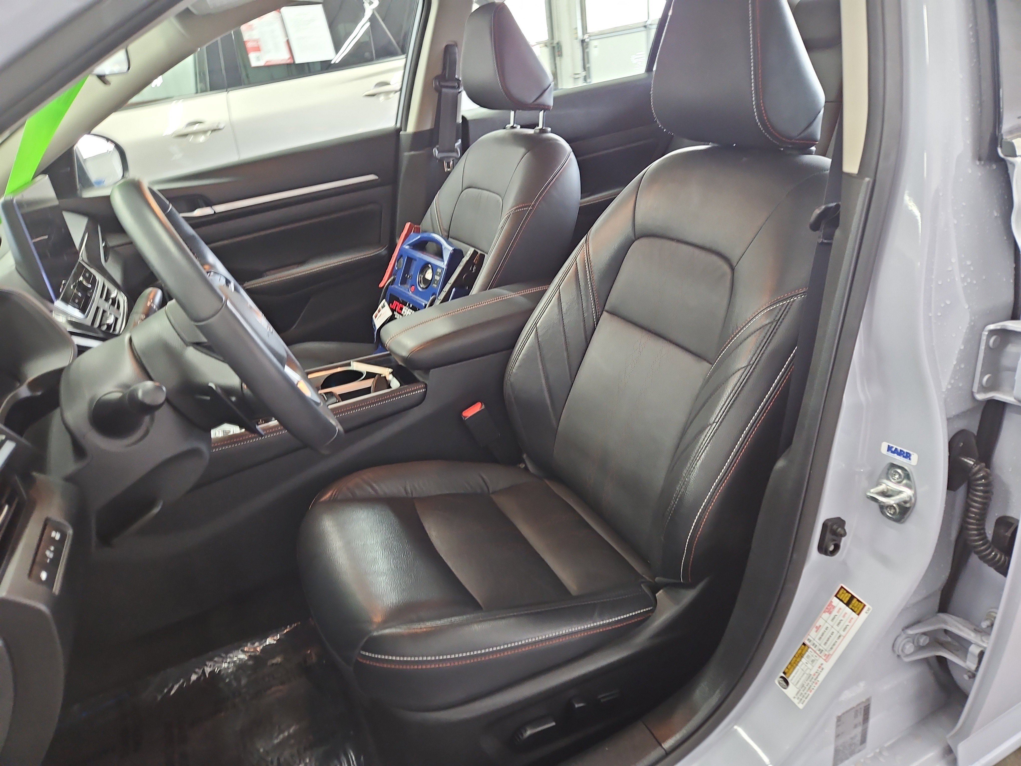 Used 2024 Nissan Altima 2.5 SR w/ SR Premium Package image 9