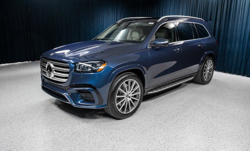 New 2026 Mercedes-Benz GLS 580 4MATIC image 1