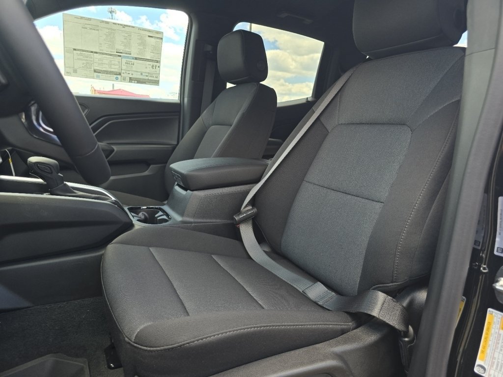 New 2026 Chevrolet Colorado W/T w/ WT Custom Package AWD/4WD image 13