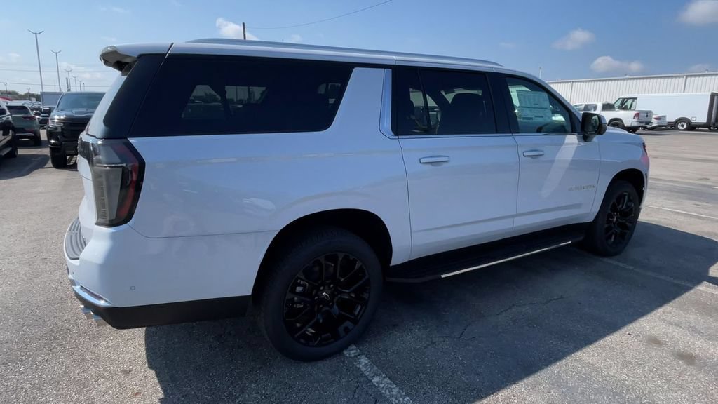 New 2026 Chevrolet Suburban Premier w/ Sun And Tow Package AWD/4WD image 2