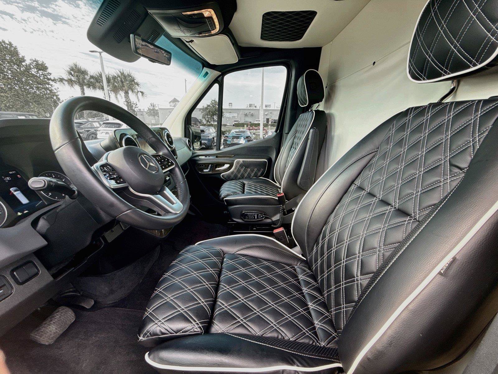 Used 2023 Mercedes-Benz Sprinter 3500 image 11