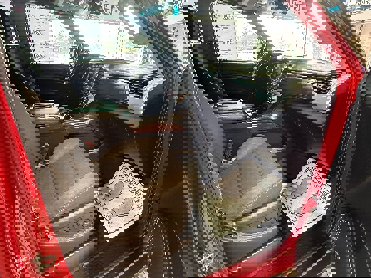 Used 2015 GMC Yukon XL SLE w/ Convenience Package image 47