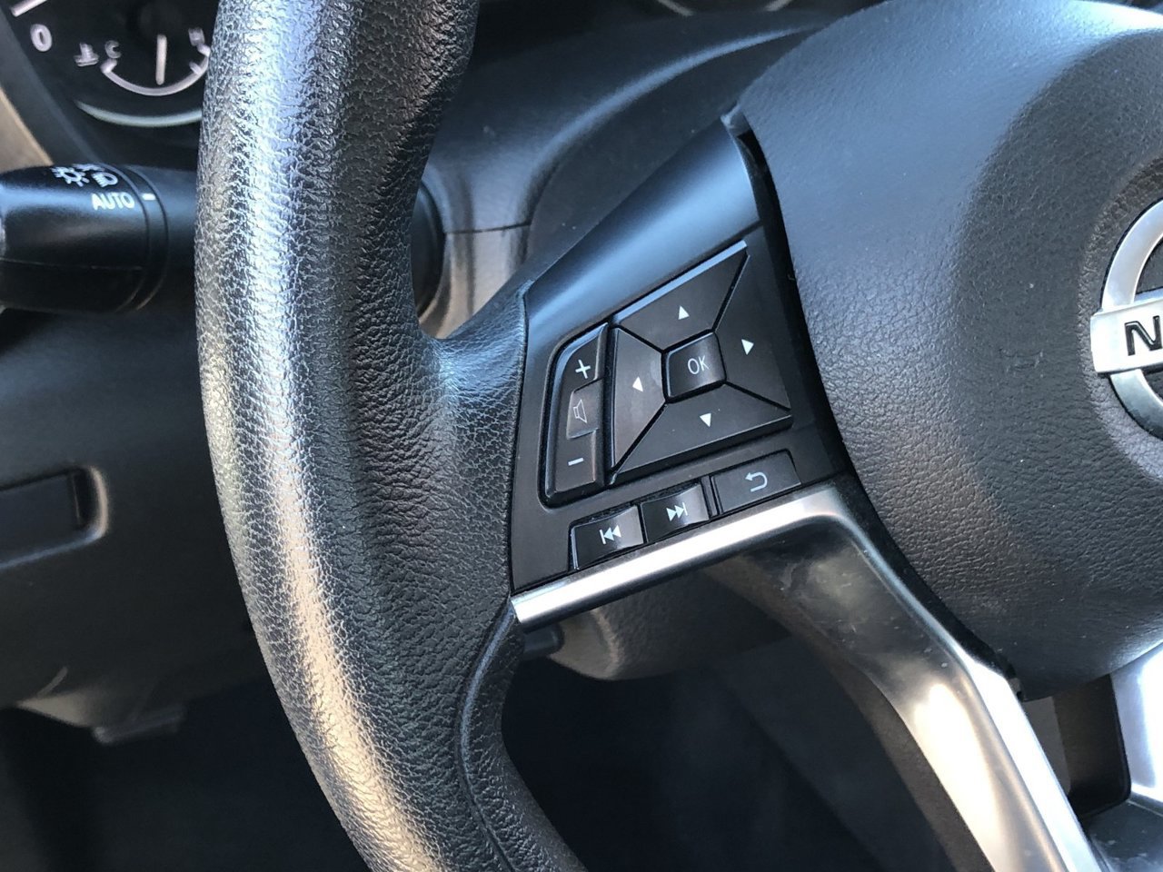 Certified 2023 Nissan Sentra SV FWD image 24