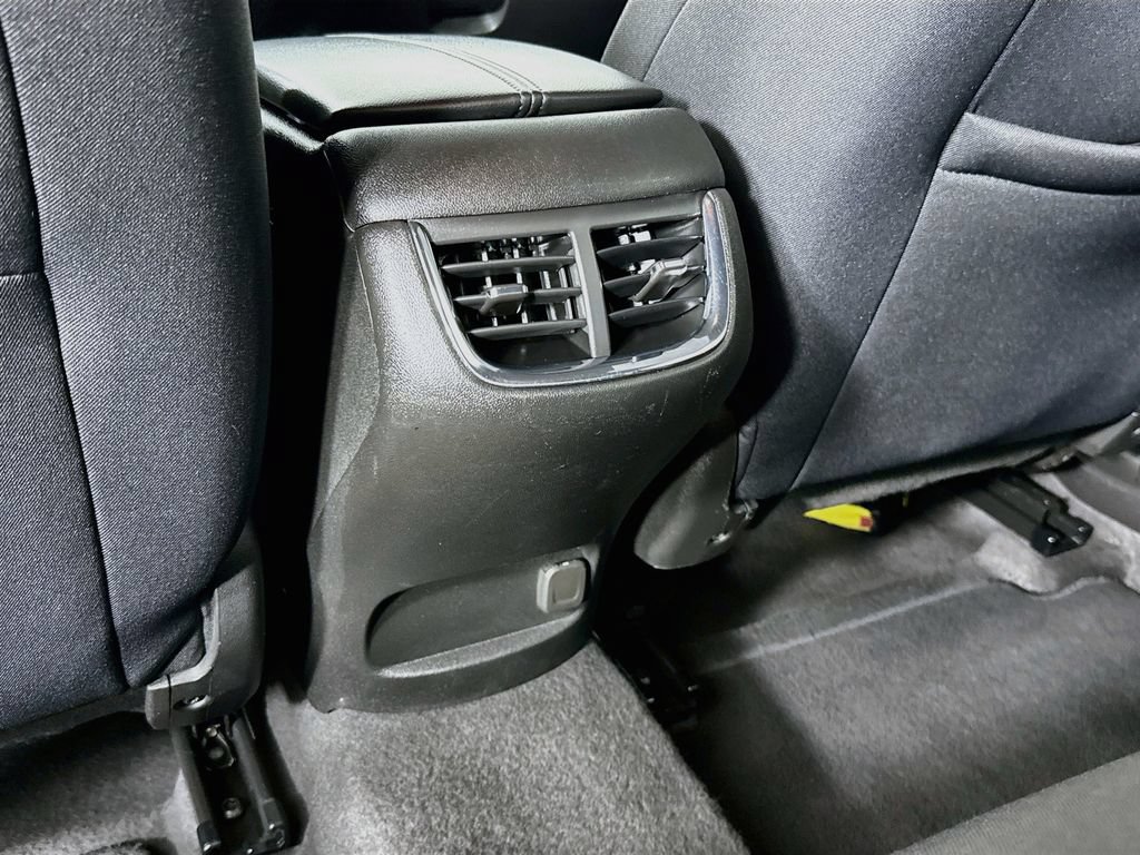 Used 2023 Chevrolet Malibu LT FWD image 27