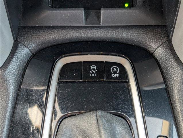 Used 2024 Toyota Corolla Cross LE image 30