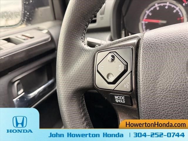 Used 2022 Toyota 4Runner TRD Off-Road Premium AWD/4WD image 21