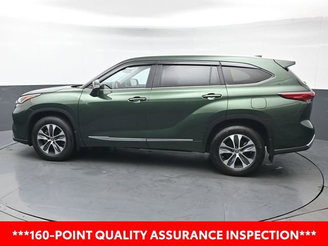 Certified 2023 Toyota Highlander XLE image 4
