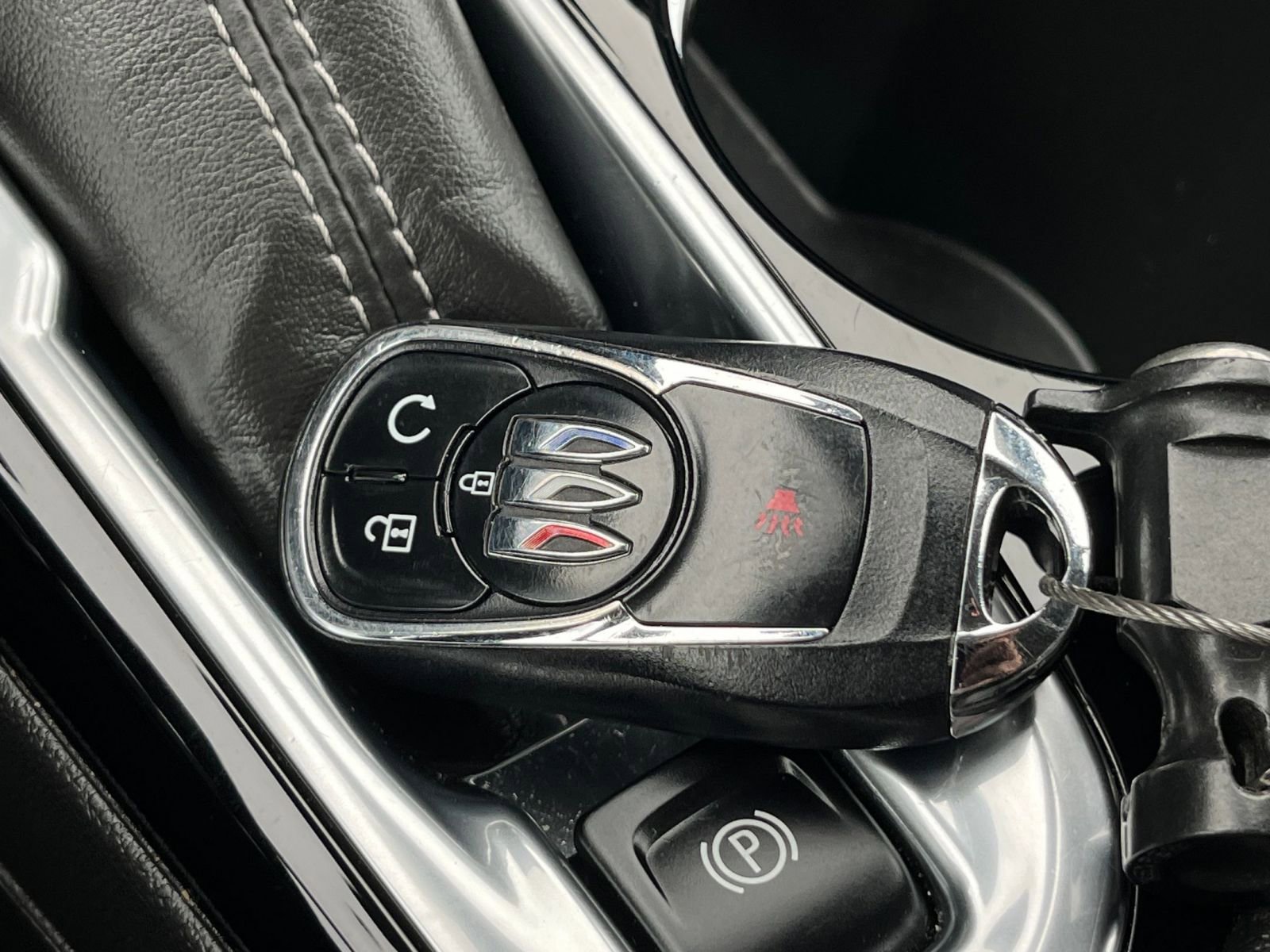 Used 2025 Buick Encore GX Preferred AWD/4WD image 25