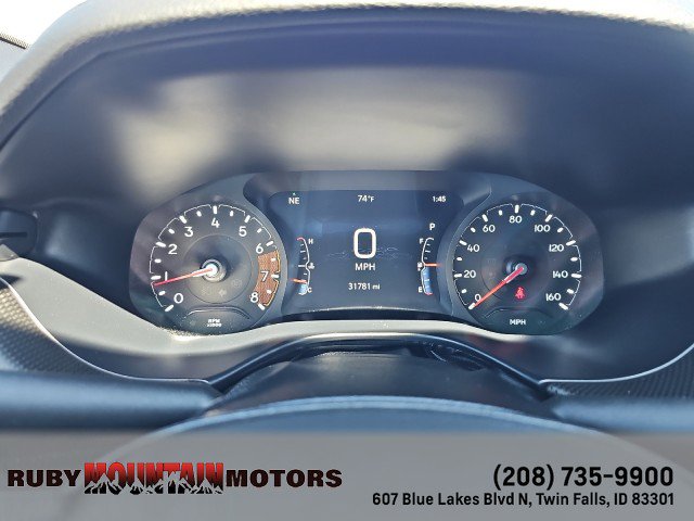 Used 2025 Jeep Compass Trailhawk AWD/4WD image 16