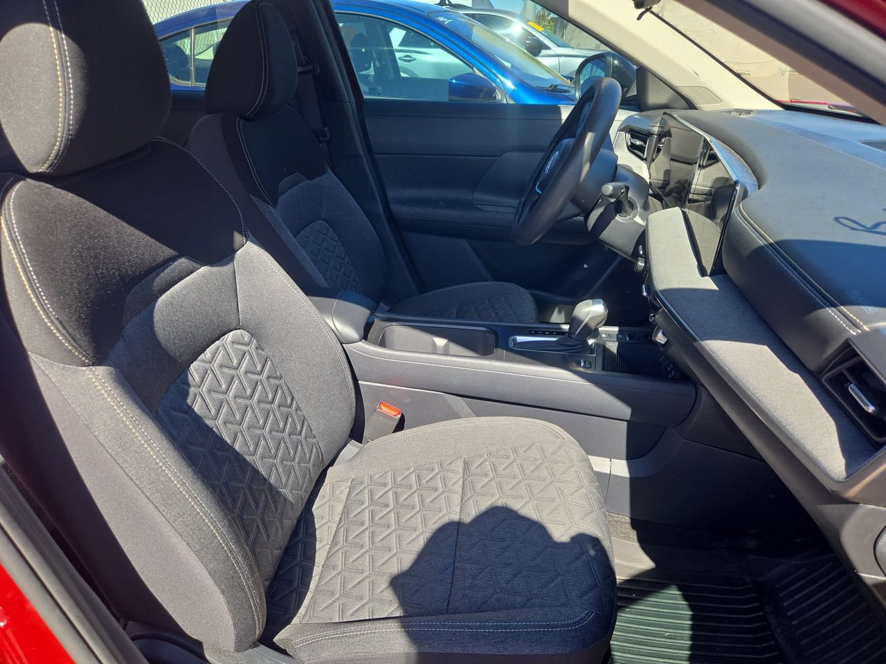Used 2025 Nissan Kicks SV FWD image 6