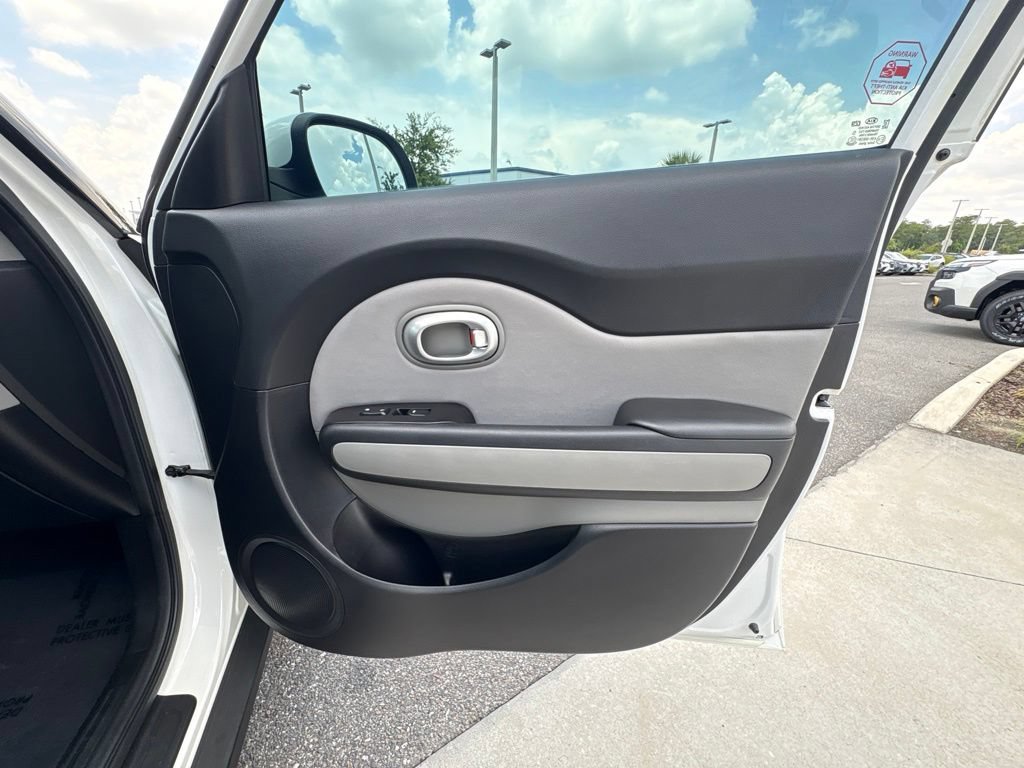 Used 2016 Kia Soul FWD image 20