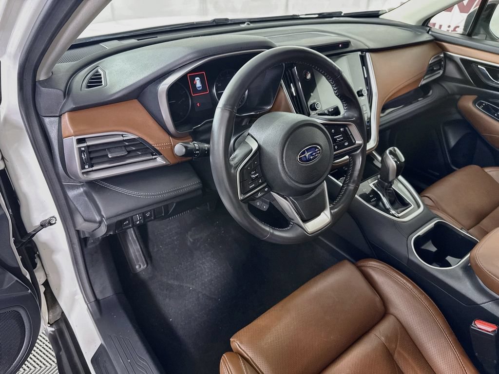 Used 2020 Subaru Outback Touring AWD/4WD image 18