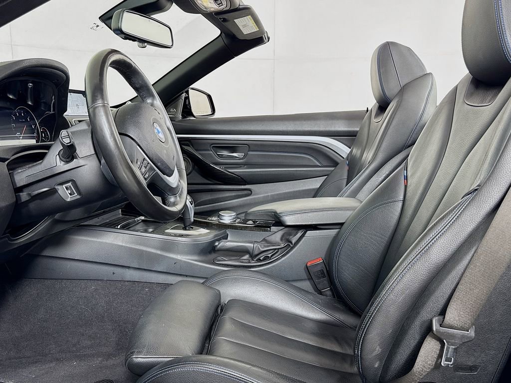 Used 2020 BMW 440i Convertible w/ M Sport Package image 11