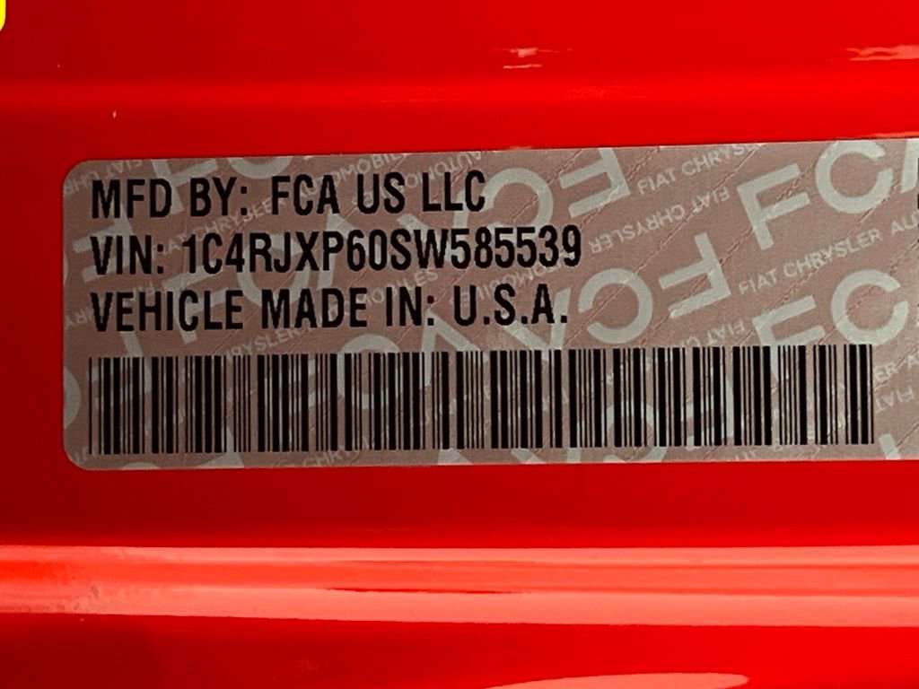 Used 2025 Jeep Wrangler Sahara 4xe image 65