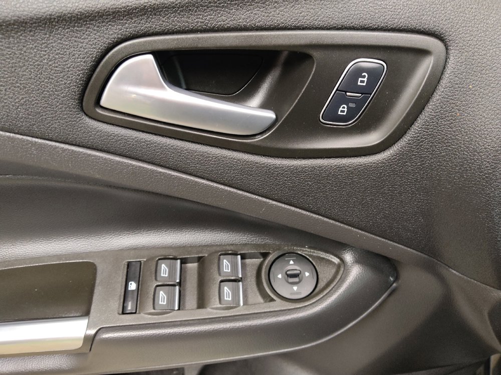 Used 2017 Ford C-MAX SE image 27