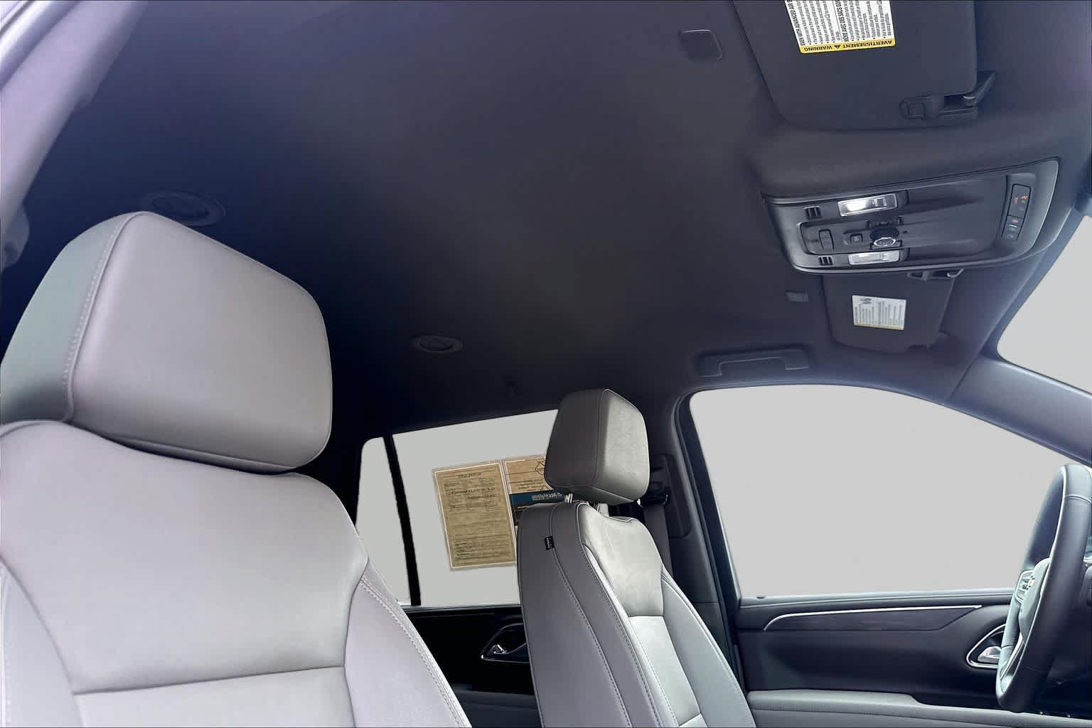 Used 2024 Chevrolet Tahoe LT w/ Luxury Package RWD image 13