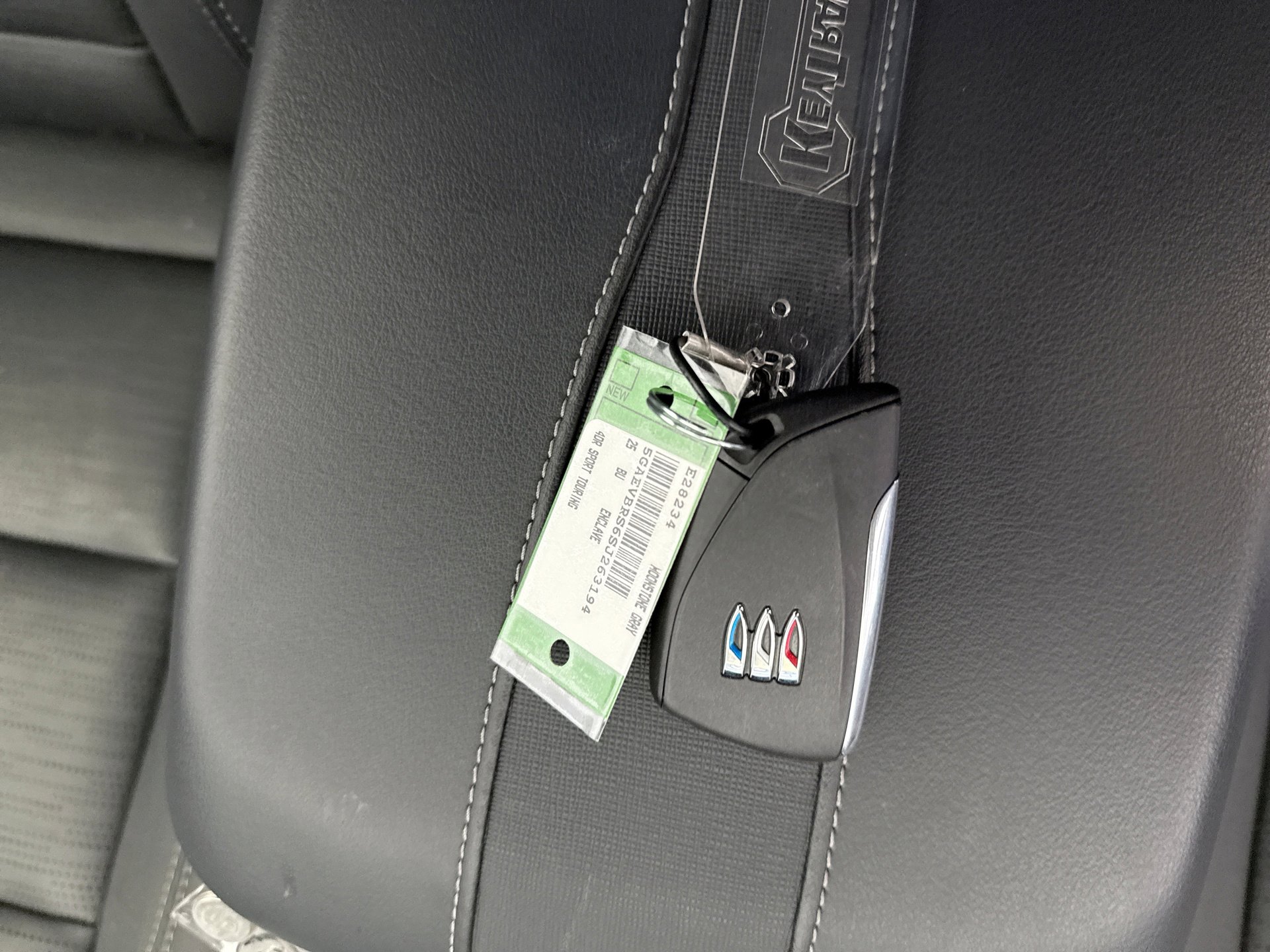 Used 2025 Buick Enclave Sport Touring image 10