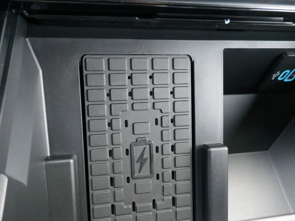 New 2026 Ford F250 Platinum image 28