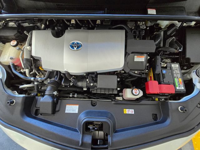 Used 2020 Toyota Prius Prime XLE FWD image 25