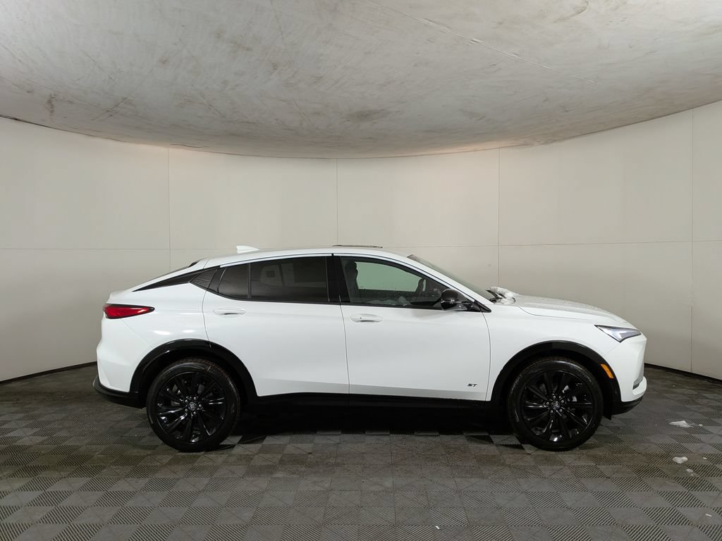 New 2026 Buick Envista Sport Touring w/ Convenience I Package FWD image 6