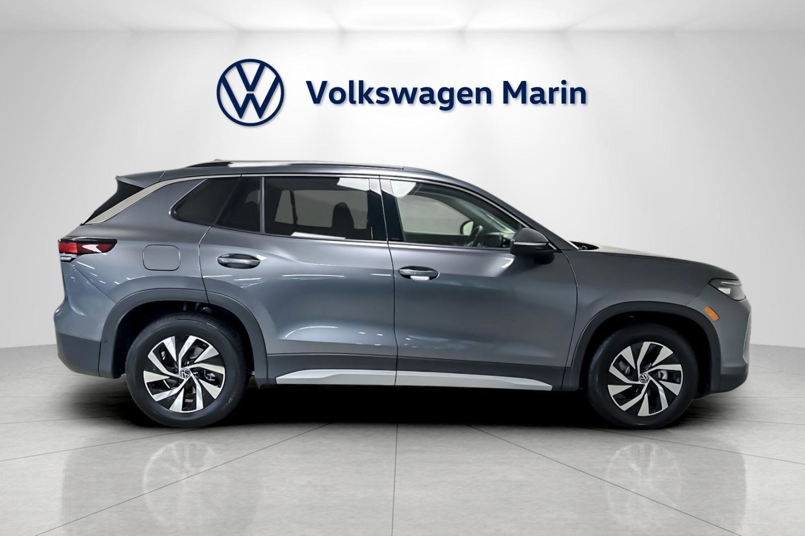 New 2026 Volkswagen Tiguan S image 6