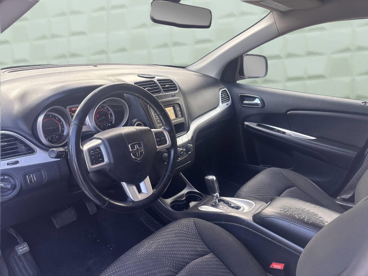 Used 2019 Dodge Journey SE w/ Connectivity Group image 11