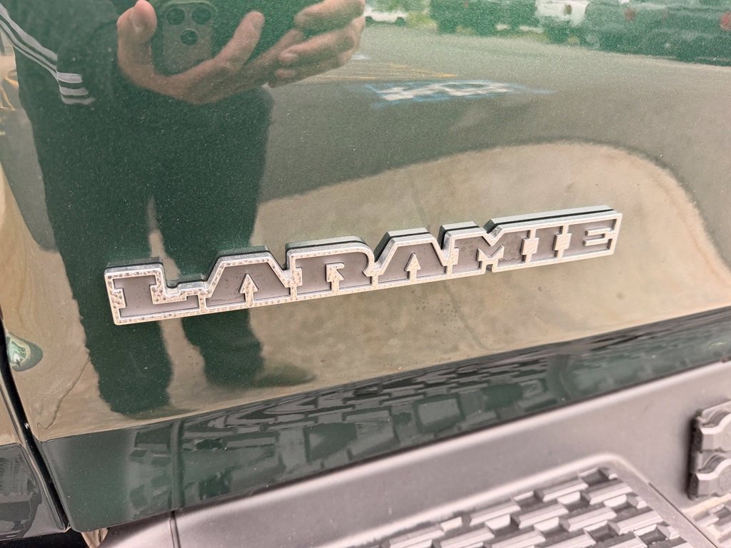 New 2027 RAM 1500 Laramie w/ Sport Appearance Package AWD/4WD image 14
