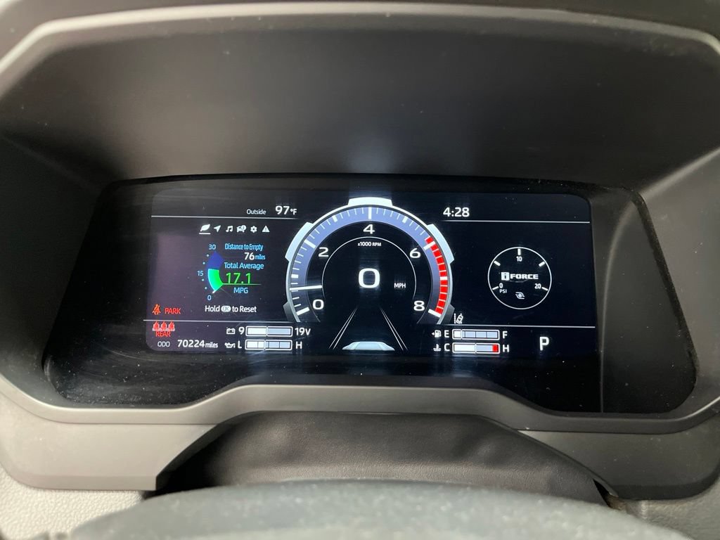 Used 2024 Toyota Tundra Limited AWD/4WD image 11