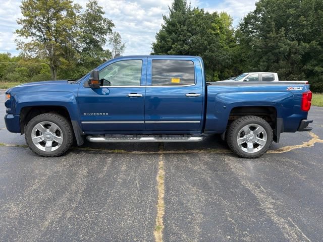 Used 2016 Chevrolet Silverado 1500 LTZ Z71 w/ LTZ Plus Package AWD/4WD image 6