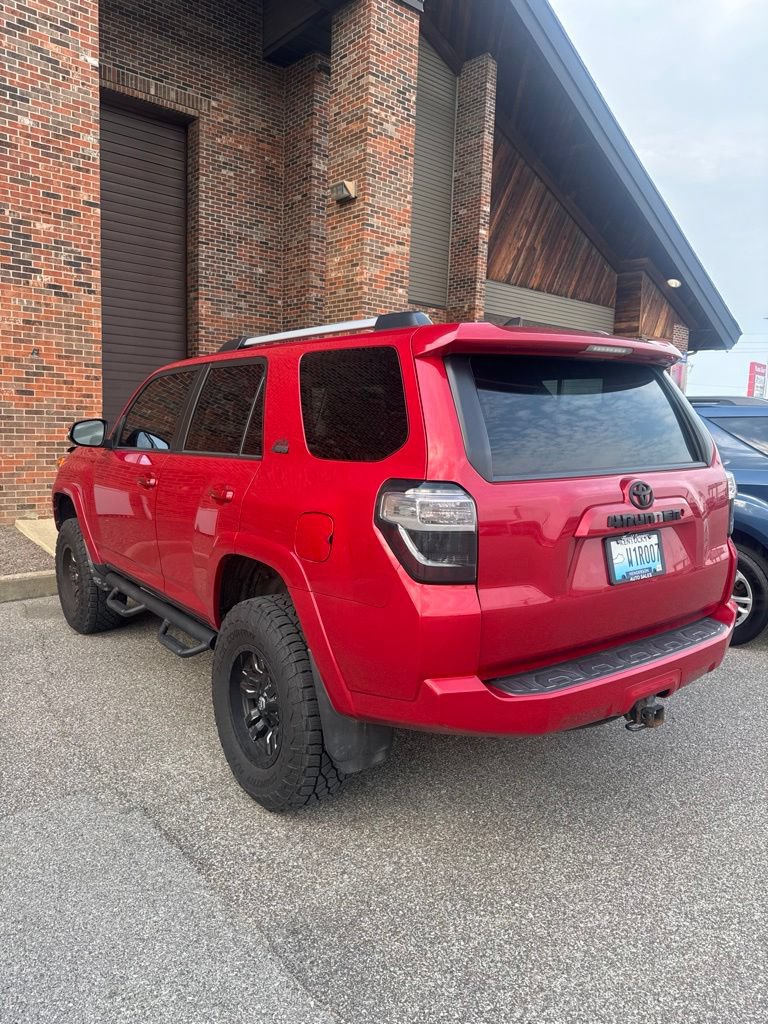 Used 2019 Toyota 4Runner SR5 Premium AWD/4WD image 4