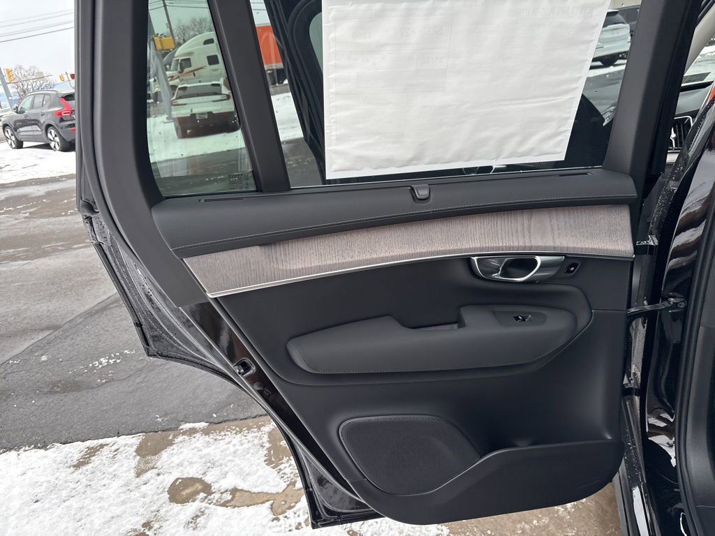 New 2026 Volvo XC90 T8 Ultra w/ Protection Package Premier image 37