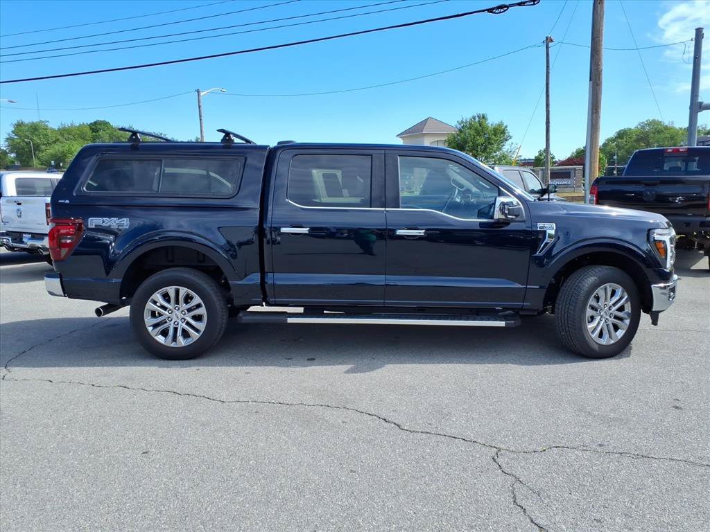Used 2025 Ford F150 Lariat w/ Equipment Group 502A High AWD/4WD image 3