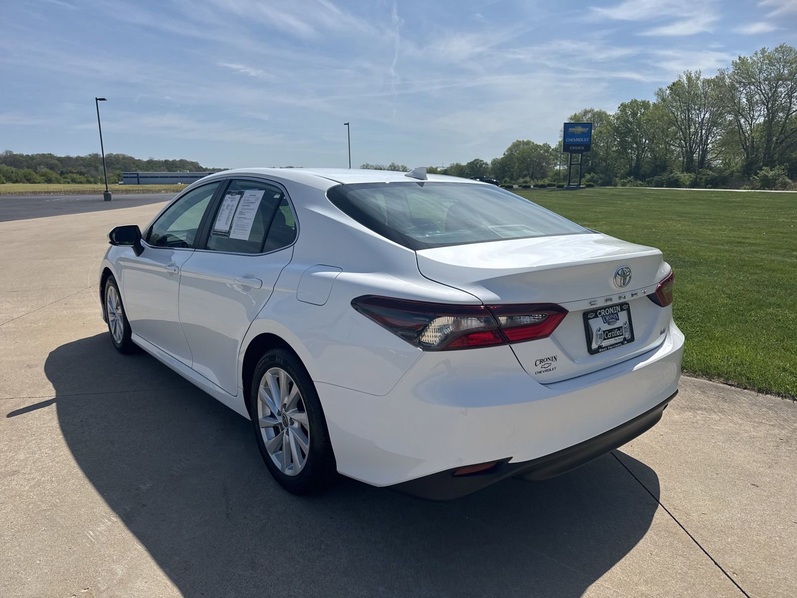 Used 2024 Toyota Camry LE FWD image 6