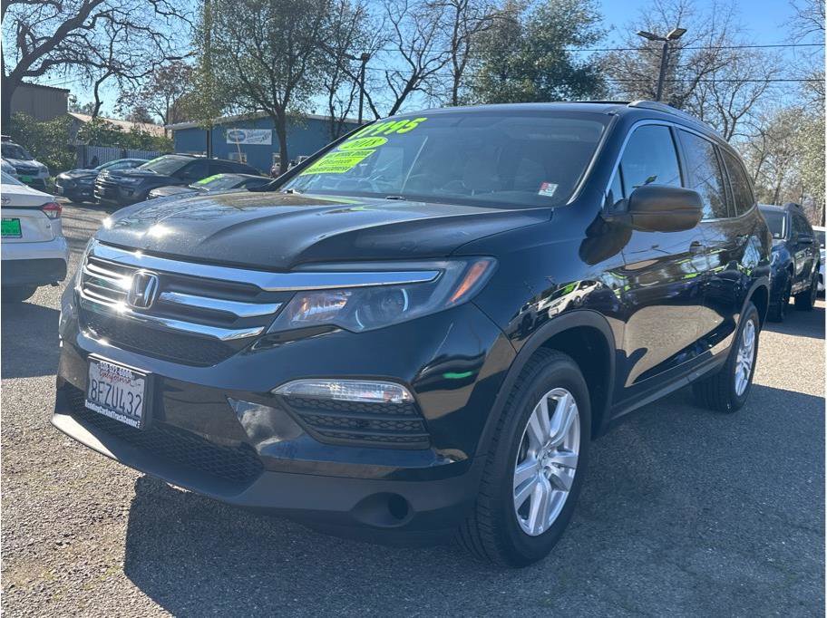 Used 2018 Honda Pilot LX image 3