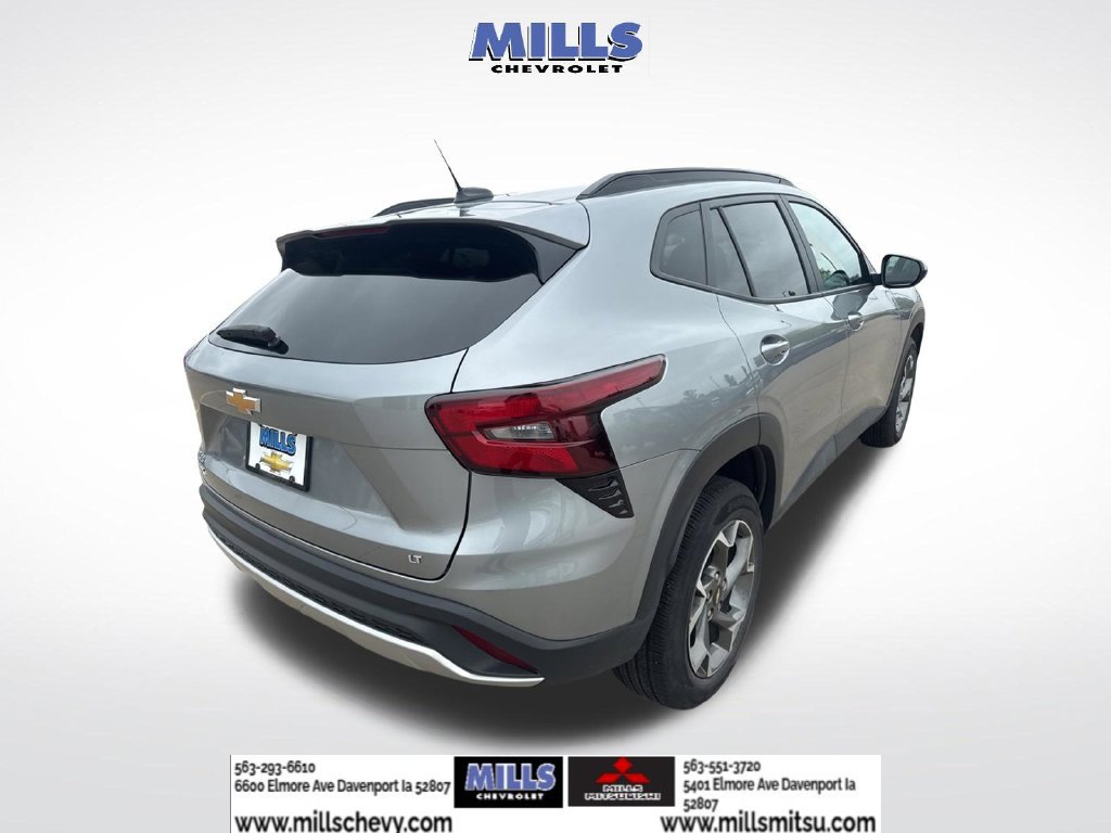 Used 2025 Chevrolet Trax LT w/ LT Convenience Package FWD image 6