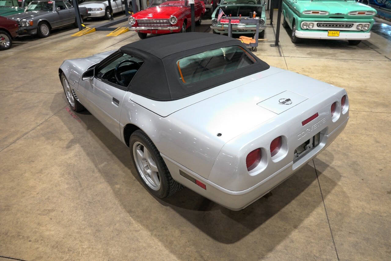 Used 1996 Chevrolet Corvette Convertible RWD image 30