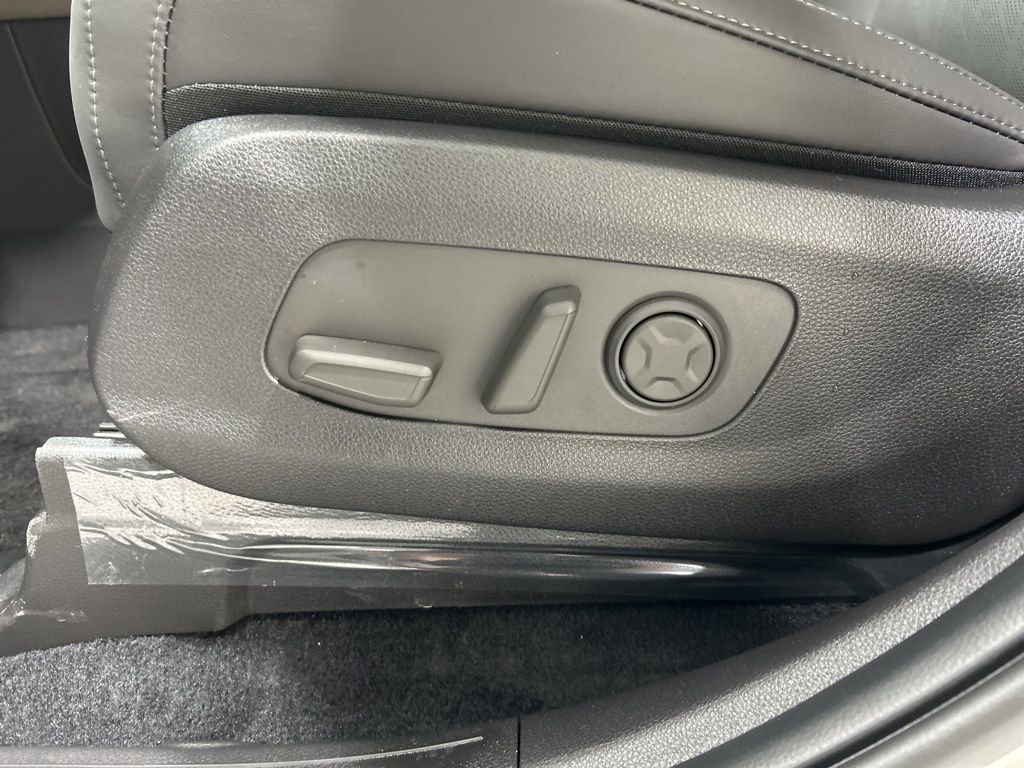 New 2026 Kia Carnival LXS image 13