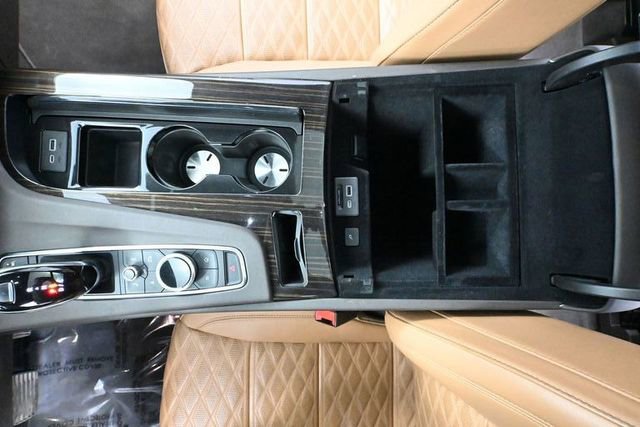 Used 2022 Cadillac Escalade Premium Luxury w/ Touring Package image 40