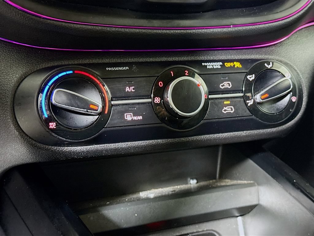 Used 2020 Kia Soul LX FWD image 7