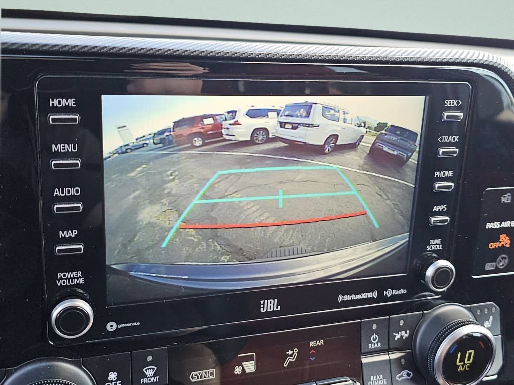 Used 2021 Toyota Highlander XSE AWD/4WD image 12