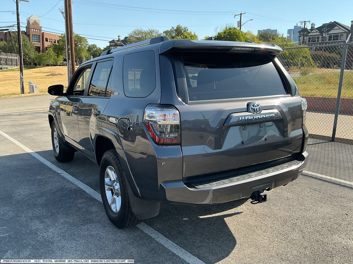 Used 2021 Toyota 4Runner SR5 RWD image 4